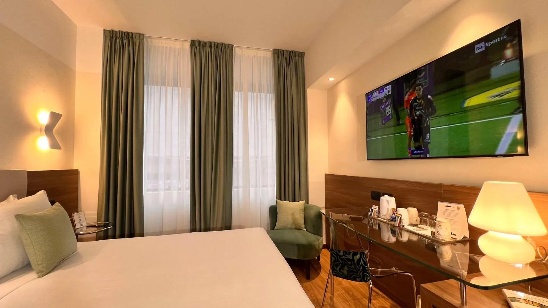 Best Western Hotel City Mediolan 4*,