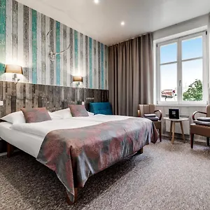 Royal Court 3* פראג