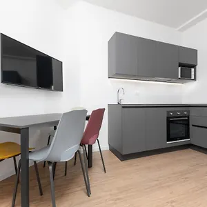 https://casa-da-suite-mirabello.it-lombardy.com