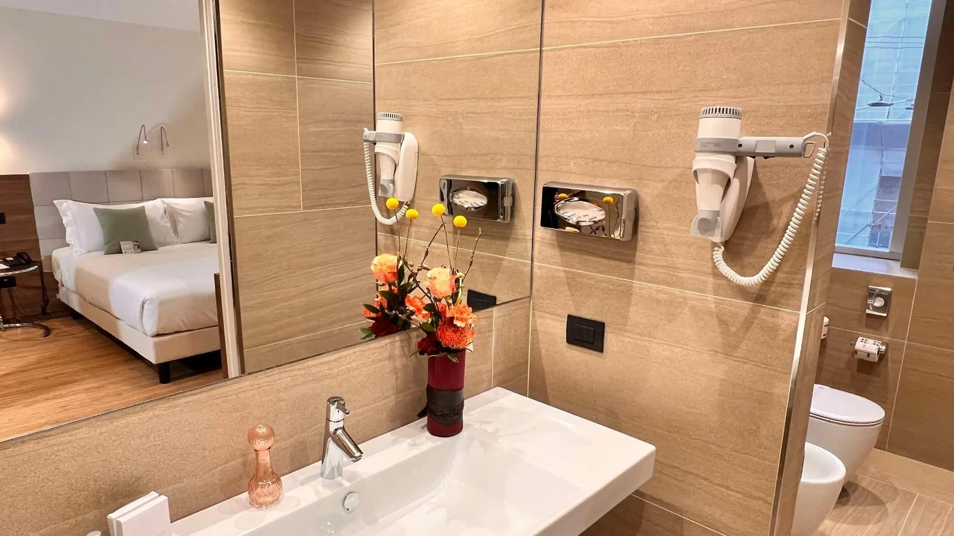 Best Western Hotel City Mailand 4*,  Italien